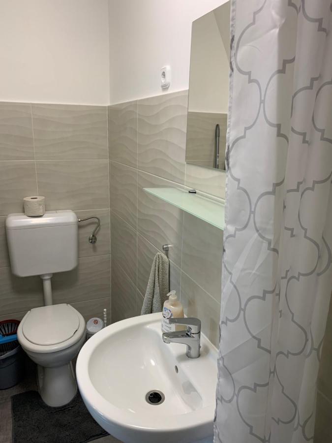 Komo Apartment Bük Esterno foto